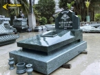 Mộ Đá Hoa Cương Nguyên Khối – Vẻ Đẹp Trường Tồn Cùng Thời Gian